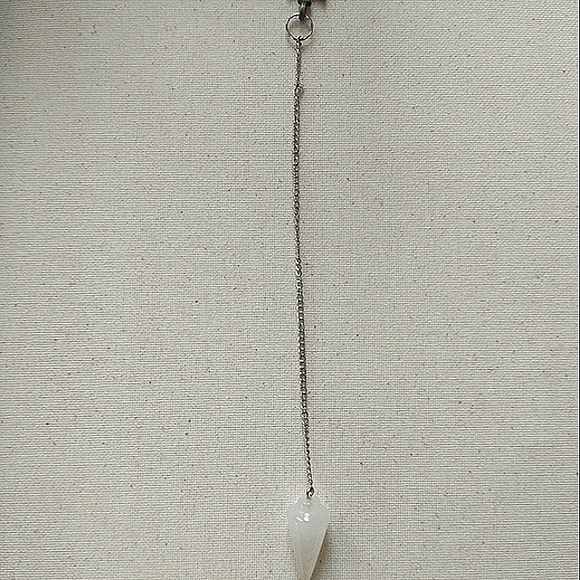 Clear Quartz Arrowhead Master Healing Pendulum on chain - Picture 5 of 7
